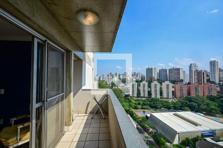 Varanda de apartamento à venda com 3 quartos, 142m² em Vila Andrade, São Paulo