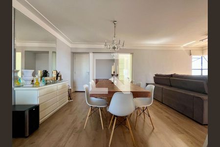 Apartamento para alugar com 3 quartos, 112m² em Jardim Chapadão, Campinas