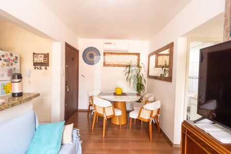 Apartamento para alugar com 2 quartos, 60m² em Medianeira, Porto Alegre