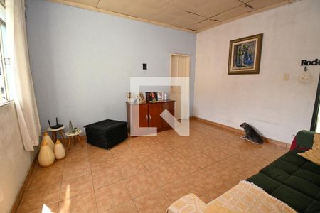Casa para alugar com 4 quartos, 300m² em Tropical, Contagem