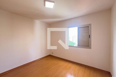 Quarto 1 de apartamento à venda com 3 quartos, 100m² em Vila Monumento, São Paulo