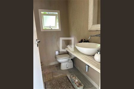 Casa à venda com 3 quartos, 380m² em Interlagos, São Paulo