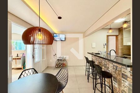 Casa à venda com 2 quartos, 170m² em Jardim Torres Sao Jose, Jundiaí