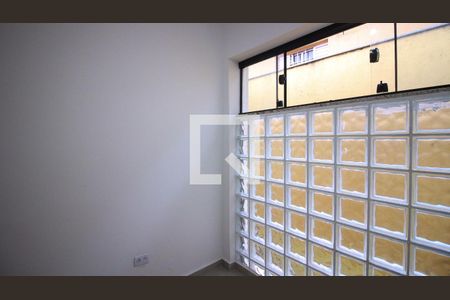 Casa para alugar com 2 quartos, 45m² em Jardim Santa Teresinha, São Paulo