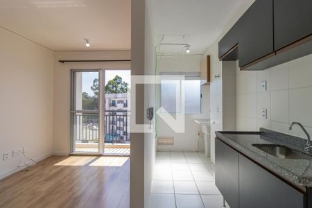 Sala/Cozinha de apartamento para alugar com 2 quartos, 47m² em Bairro do Maranhao, Cotia