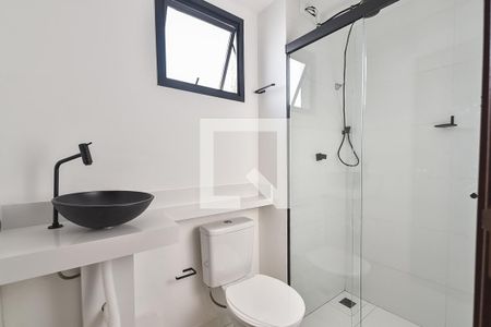 Banheiro de kitnet/studio para alugar com 1 quarto, 26m² em Ipiranga, São Paulo