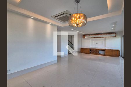 Apartamento para alugar com 4 quartos, 300m² em Recreio dos Bandeirantes, Rio de Janeiro