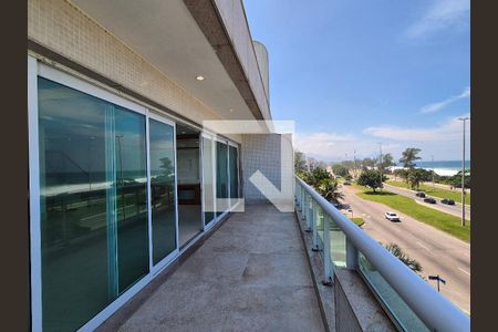 Apartamento para alugar com 4 quartos, 300m² em Recreio dos Bandeirantes, Rio de Janeiro