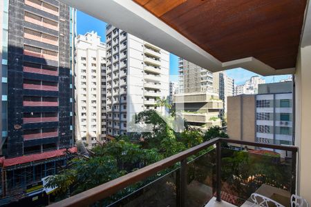 varanda Sala de kitnet/studio para alugar com 1 quarto, 50m² em Jardim Paulista, São Paulo