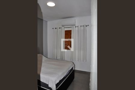 Detalhe - Casa 01 - Quarto 01 de casa à venda com 8 quartos, 430m² em Vila Mangalot, São Paulo