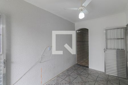 Sala de casa para alugar com 2 quartos, 50m² em Conjunto Residencial José Bonifácio, São Paulo