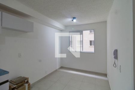 Sala de apartamento para alugar com 1 quarto, 30m² em Parque Industrial Tomas Edson, São Paulo