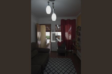 Sala de casa de condomínio à venda com 2 quartos, 70m² em Vila Carmosina, São Paulo