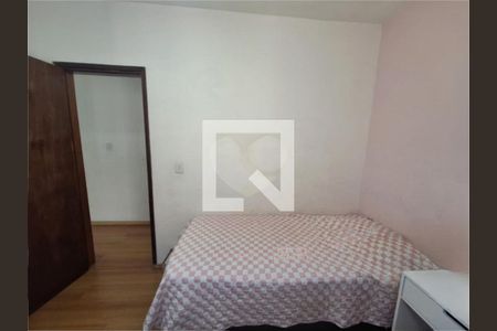 Casa à venda com 3 quartos, 114m² em Vila Campanela, São Paulo