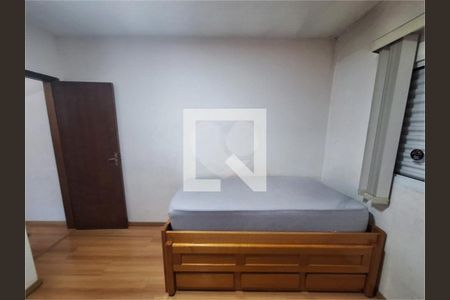 Casa à venda com 3 quartos, 114m² em Vila Campanela, São Paulo