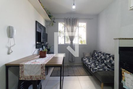 Sala de apartamento para alugar com 2 quartos, 34m² em Parque Fongaro, São Paulo