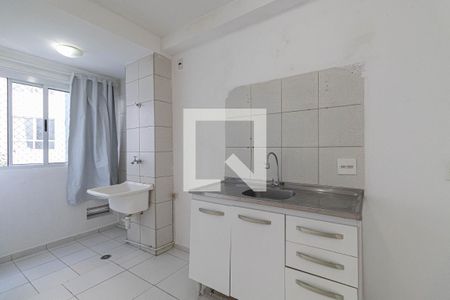 Sala/Cozinha/Área de Serviço  de apartamento para alugar com 1 quarto, 34m² em Santa Etelvina, São Paulo