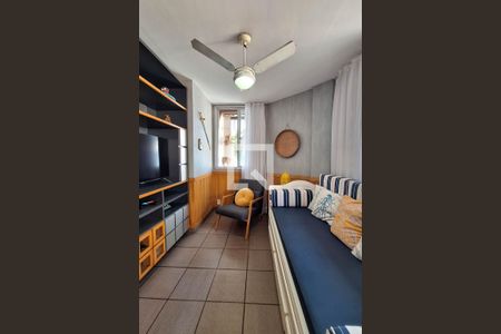 Sala 2 de apartamento à venda com 3 quartos, 186m² em Icaraí, Niterói