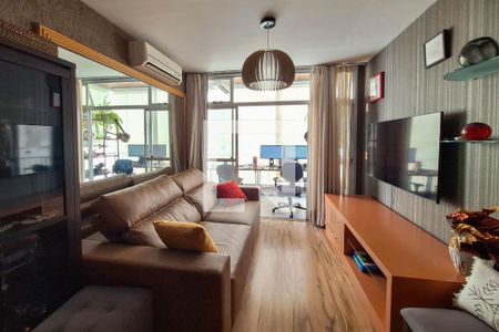 Sala de apartamento à venda com 3 quartos, 186m² em Icaraí, Niterói