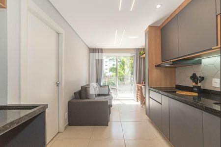 Sala - Cozinha Integrada de apartamento para alugar com 1 quarto, 27m² em Campo Belo, São Paulo