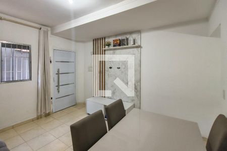 Sala de casa de condomínio para alugar com 2 quartos, 74m² em Sítio do Campo, Praia Grande