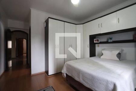 Suíte 1 de casa à venda com 4 quartos, 250m² em Jardim Avelino, São Paulo