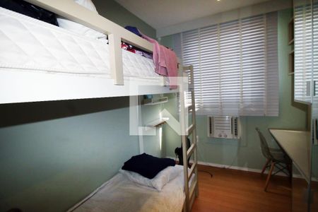 Quarto 2 de apartamento para alugar com 2 quartos, 49m² em Ramos, Rio de Janeiro