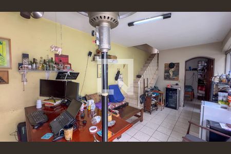 Escritório de casa à venda com 3 quartos, 280m² em Campo Belo, São Paulo