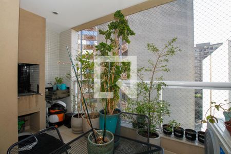 Varanda e Vista de apartamento à venda com 2 quartos, 103m² em Pinheiros, São Paulo