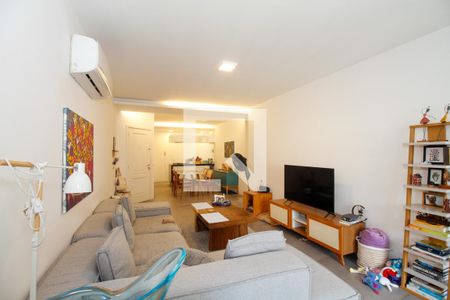 Sala de Estar e Jantar de apartamento à venda com 2 quartos, 103m² em Pinheiros, São Paulo