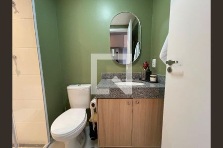 Banheiro de apartamento para alugar com 1 quarto, 26m² em Butantã, São Paulo