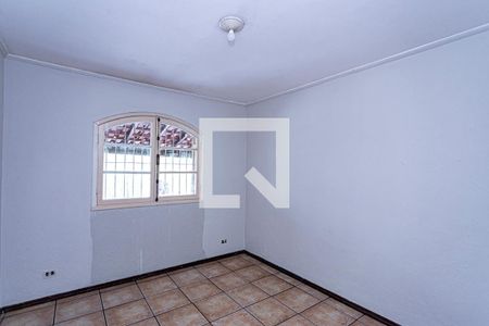 Quarto 1 de casa para alugar com 2 quartos, 100m² em Jardim Vivan, São Paulo