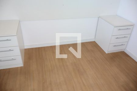 Quarto de apartamento à venda com 1 quarto, 35m² em Quinta da Paineira, São Paulo
