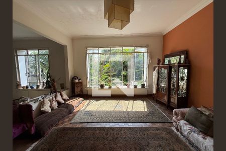 Casa à venda com 4 quartos, 403m² em Pacaembu, São Paulo