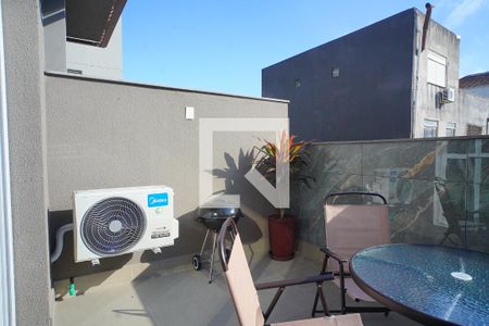 Pátio  de kitnet/studio à venda com 1 quarto, 36m² em Passo D’areia, Porto Alegre