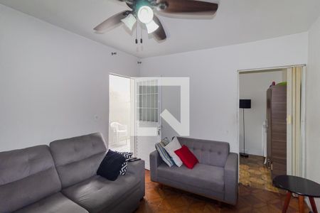 Sala de casa à venda com 4 quartos, 155m² em Capão do Embira, São Paulo