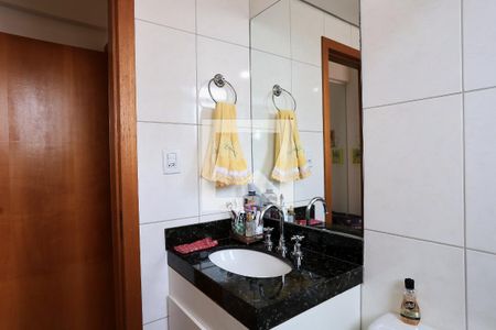 Banheiro da Suíte de apartamento para alugar com 3 quartos, 195m² em Pirajá, Belo Horizonte