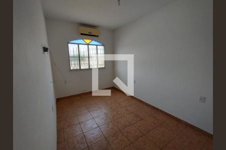 Sala de casa para alugar com 5 quartos, 300m² em Senador Camará, Rio de Janeiro