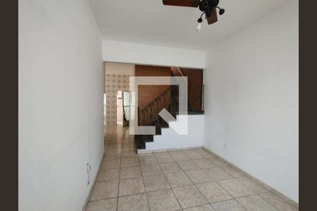 Sala de casa para alugar com 5 quartos, 300m² em Senador Camará, Rio de Janeiro