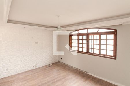 Sala de casa para alugar com 3 quartos, 130m² em Vila Paiva, São Paulo