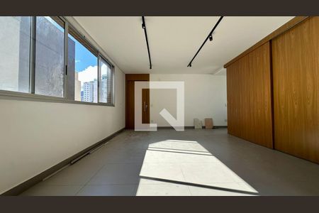 Sala  de apartamento à venda com 3 quartos, 200m² em Carmo, Belo Horizonte