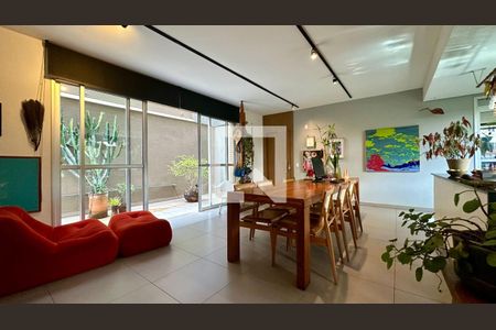 Sala de apartamento à venda com 3 quartos, 238m² em Carmo, Belo Horizonte