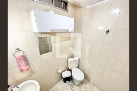 Banheiro de apartamento à venda com 1 quarto, 52m² em Santana, São Paulo