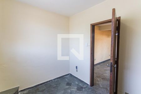 Escritório de casa para alugar com 3 quartos, 120m² em São Cristóvão, Belo Horizonte