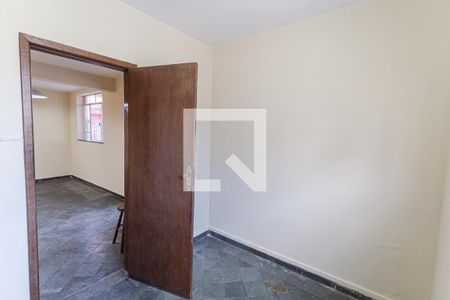 Escritório de casa para alugar com 3 quartos, 120m² em São Cristóvão, Belo Horizonte