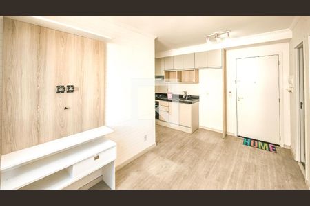 Sala de apartamento para alugar com 2 quartos, 35m² em Socorro, São Paulo