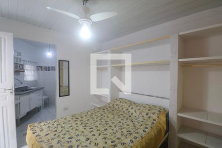 Sala de apartamento para alugar com 1 quarto, 15m² em Jardim Guaiuba, Guarujá