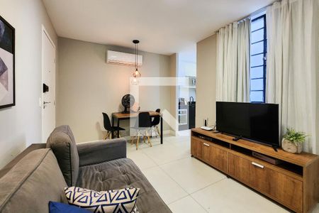 Sala  de kitnet/studio para alugar com 1 quarto, 31m² em Santo Cristo, Rio de Janeiro