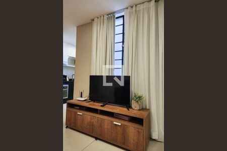 Sala  de kitnet/studio para alugar com 1 quarto, 31m² em Santo Cristo, Rio de Janeiro