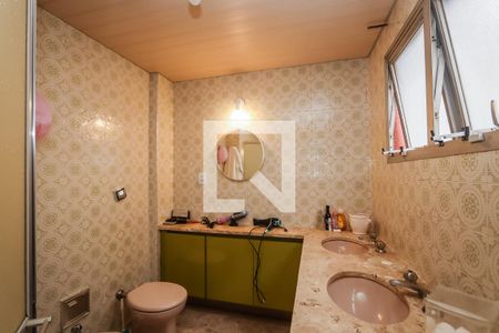 Banheiro da Suite de apartamento à venda com 3 quartos, 124m² em Cerqueira César, São Paulo